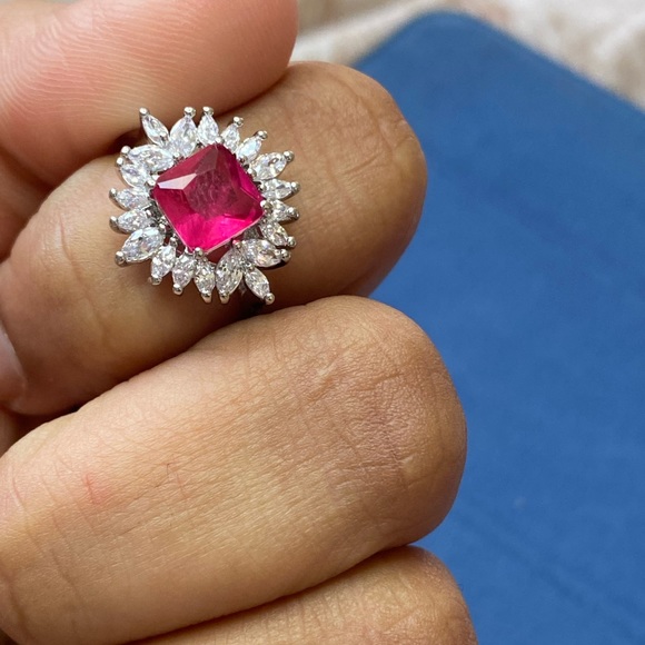 Princess cut Fusion Hot Pink Quartz Ring - Picture 7 of 14